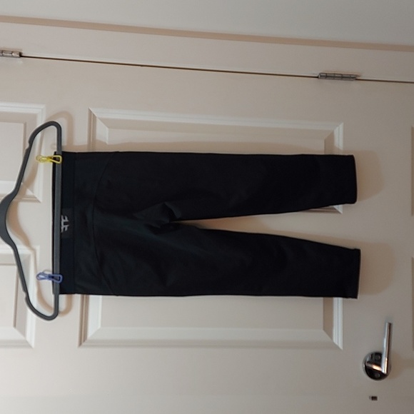 Heroine Sport Capri - Picture 3 of 6